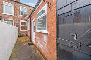 Courtyard- click for photo gallery